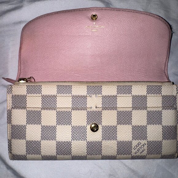 Authentic Louis Vuitton Emilie Wallet in Damier Azur Canvas - Picture 6 of 16